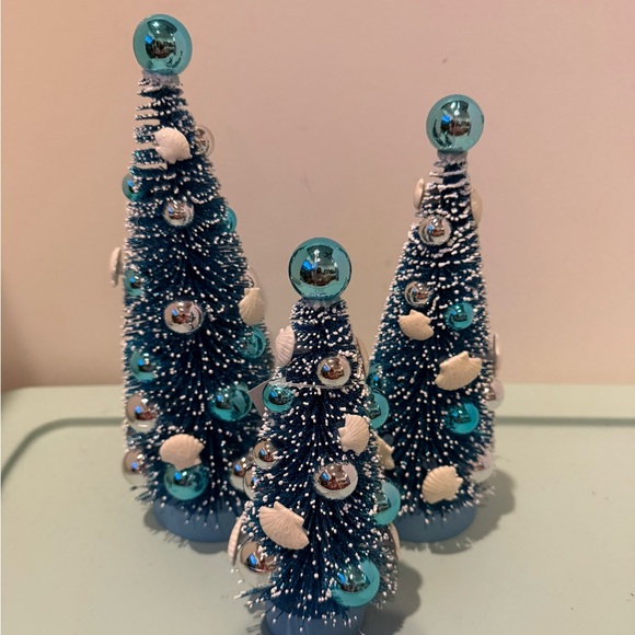 Pretty Blue, Silver, and Seashells Holiday Trees- Set of 3- NIB - Picture 2 of 7